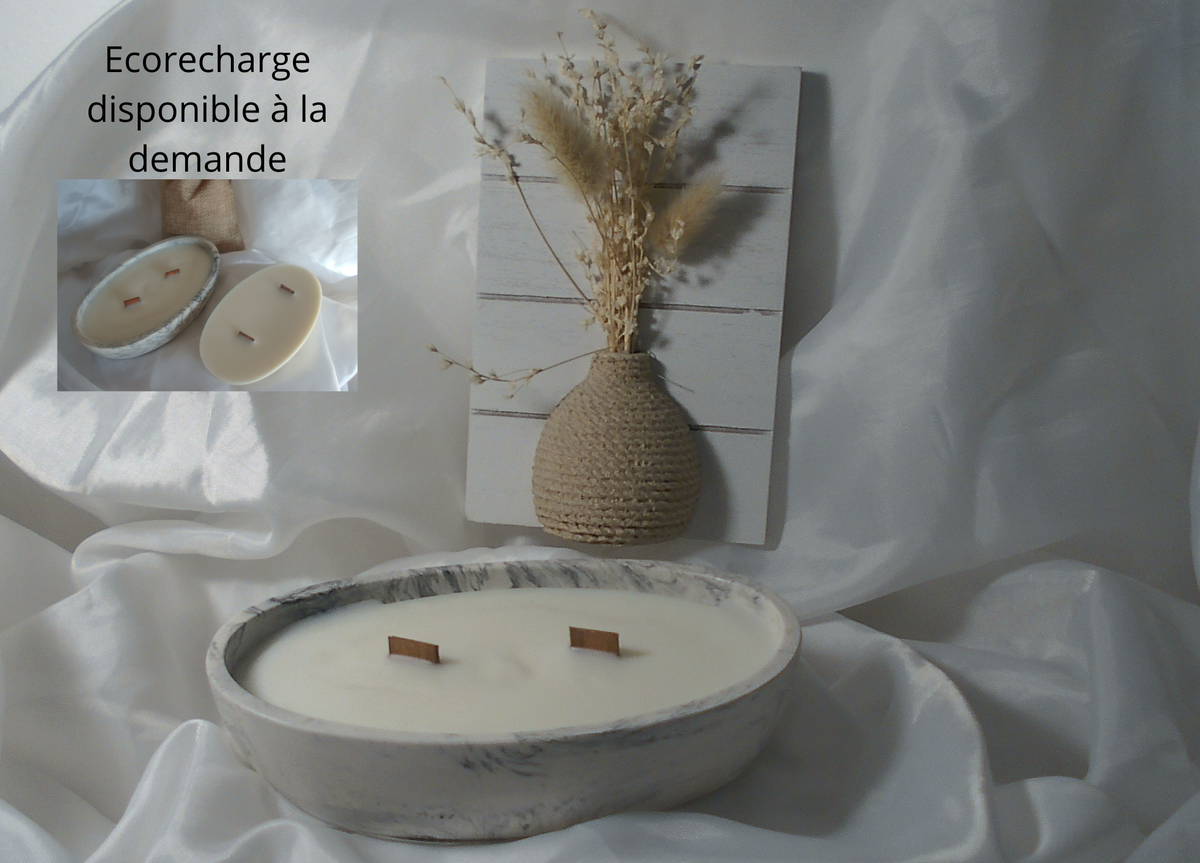 Althéa - coupe bougie jesmonite marbrée, 2 mèches en bois - Cire de soja - Fait main à Nice