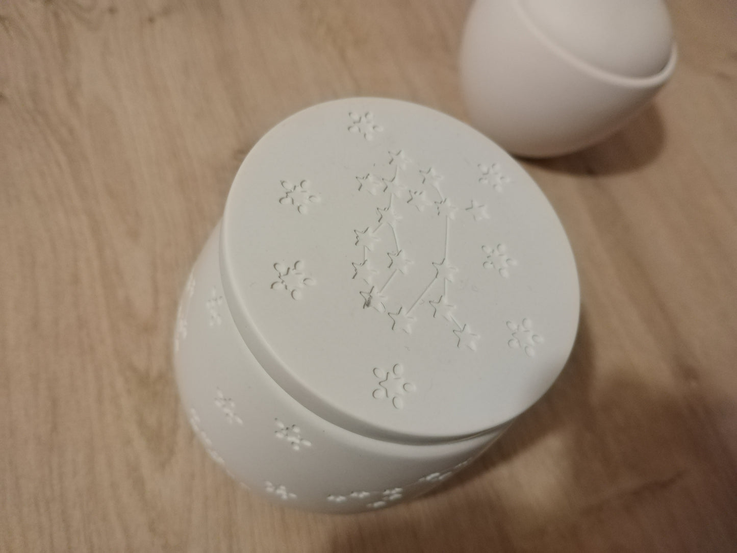 Bougie parfumée dans pot constellation