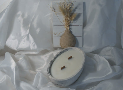 Bougie dans pot ovale