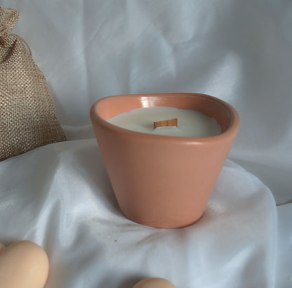 Terréa — Bougie en pot Jesmonite évasé | Mèche en bois | Cire de soja | Fait main à Nice