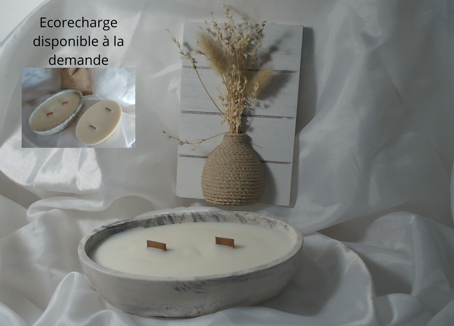 Bougie dans pot ovale