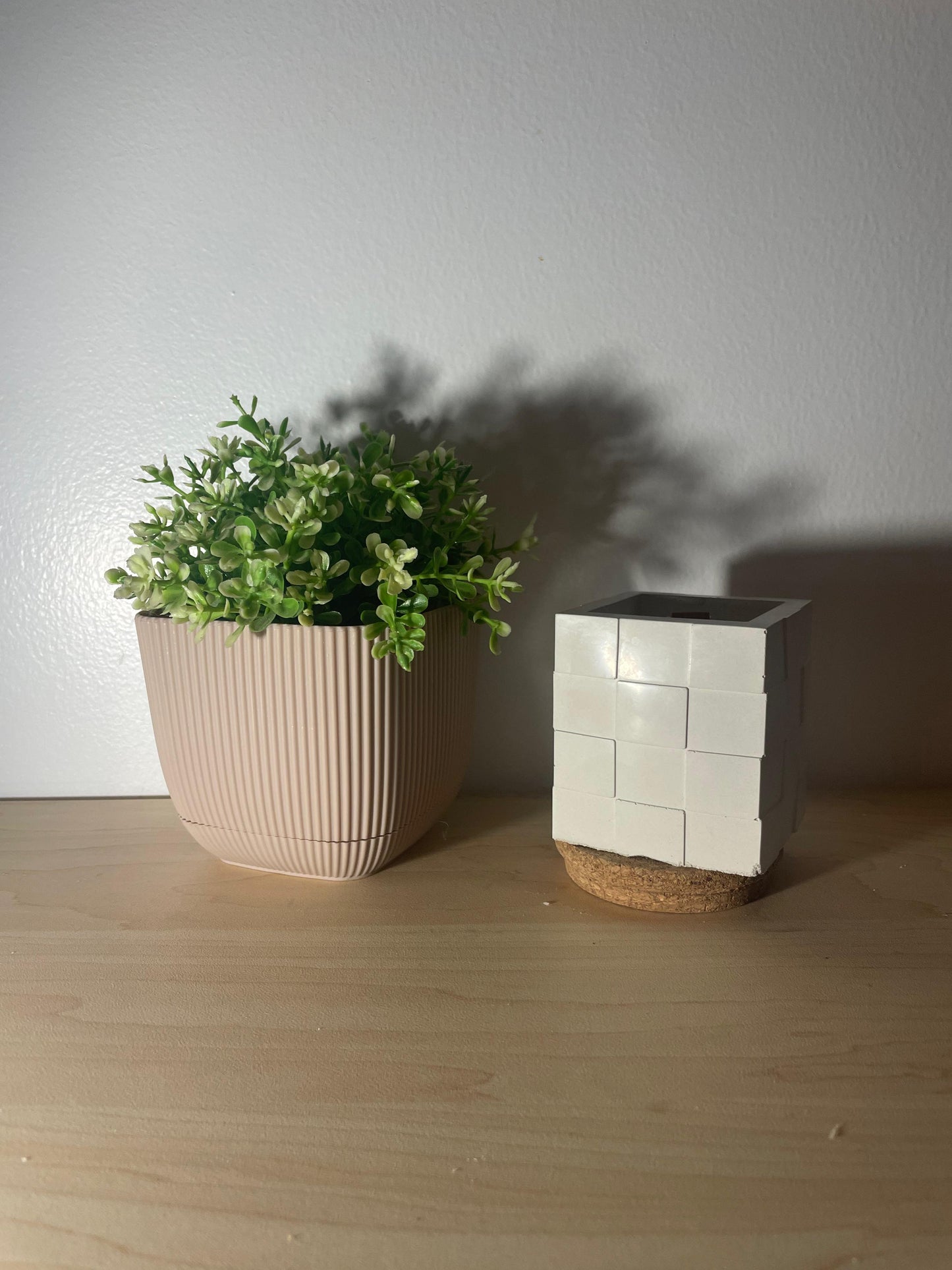 Pot en jesmonite mosaïque