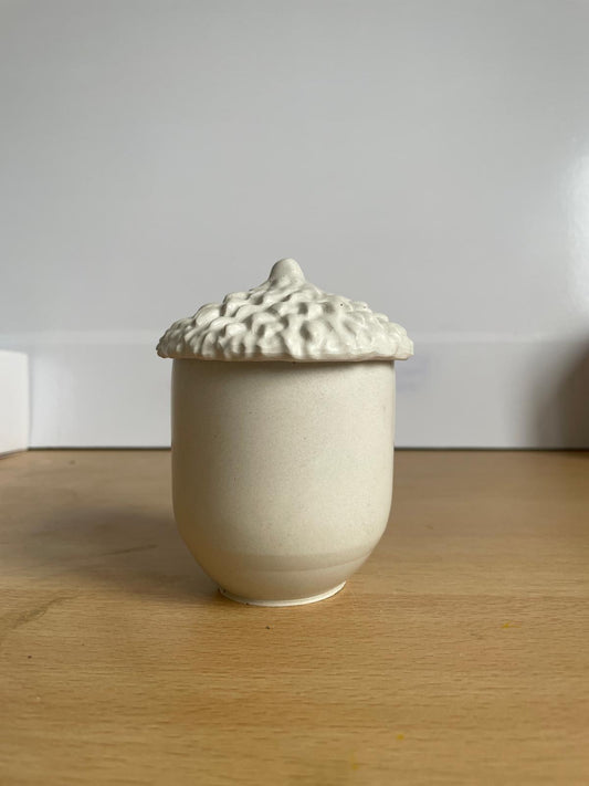 Pot Noisette avec bougie