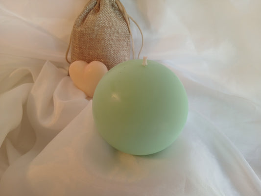 Lunéa — Bougie Sphère | Cire de soja | Parfum de Grasse au choix | Fait main à Nice