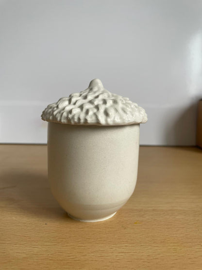 Pot Noisette avec bougie